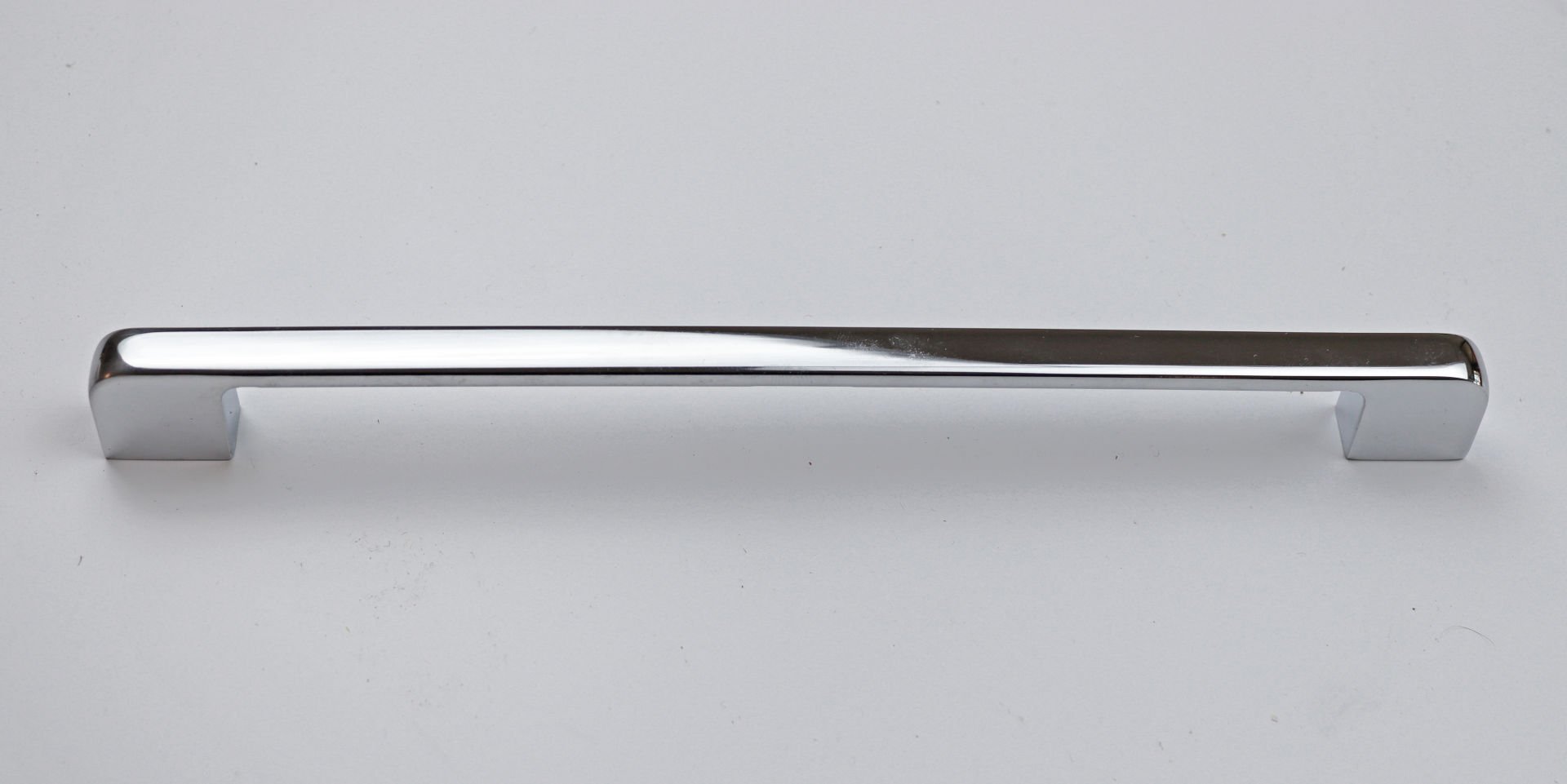 KROM METAL DOLAP KULP