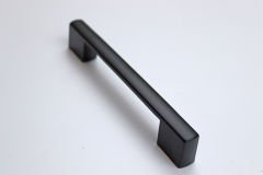 MAT SİYAH METAL DOLAP KULP